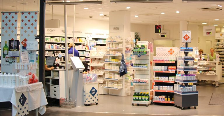 Nå er digitalt førerkort gyldig legitimasjon i apotek