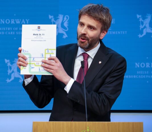 Ny helseplan: Regjeringen vil sikre nok helsepersonell i framtiden