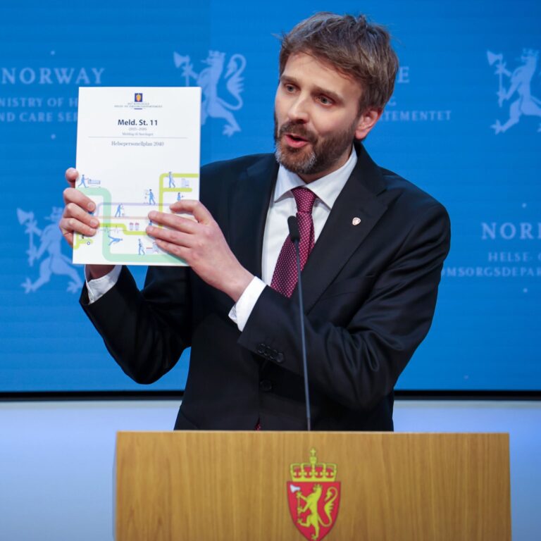 Ny helseplan: Regjeringen vil sikre nok helsepersonell i framtiden